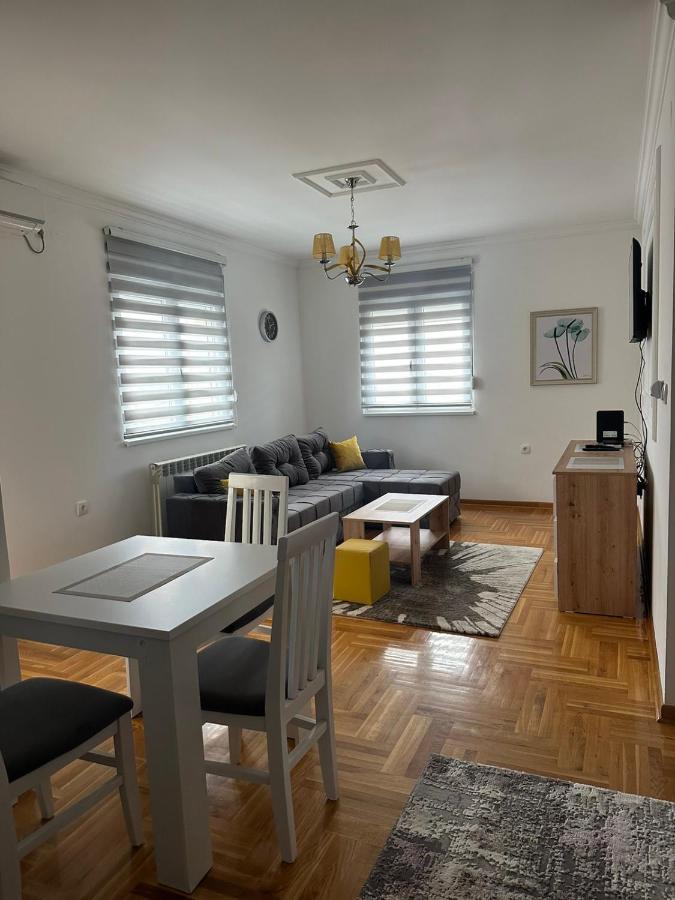 Port 2 Apartman *